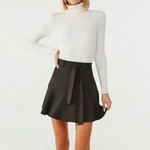 OLIA Clothing Fluted Slash Black Mini Skirt Size M